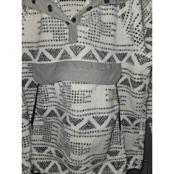 Medium Carhartt Womans Relaxed Fit Fleece Pullover Aztec Print - Picture 2 of 4